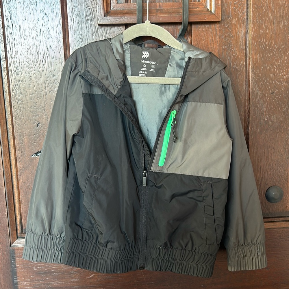 All In Motion windbreaker jacket with full zipper